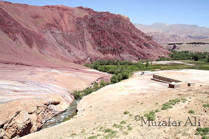 Bamyan-Pai-Mori-village-near-Shahra-e-Zuhak