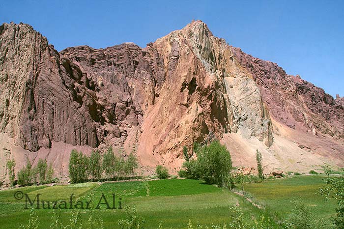 Bamyan-center-near-Shahr-e-Zuhak