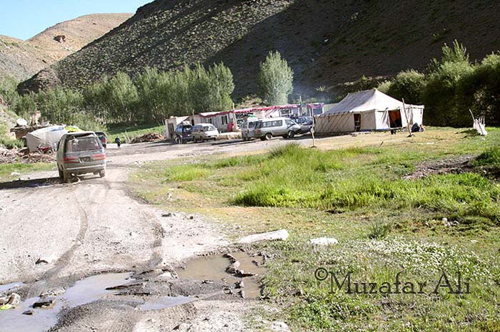 Maidan-Behsood-Restaurant-Dahani-Siah-Sang-Village-in-Behsood-district
