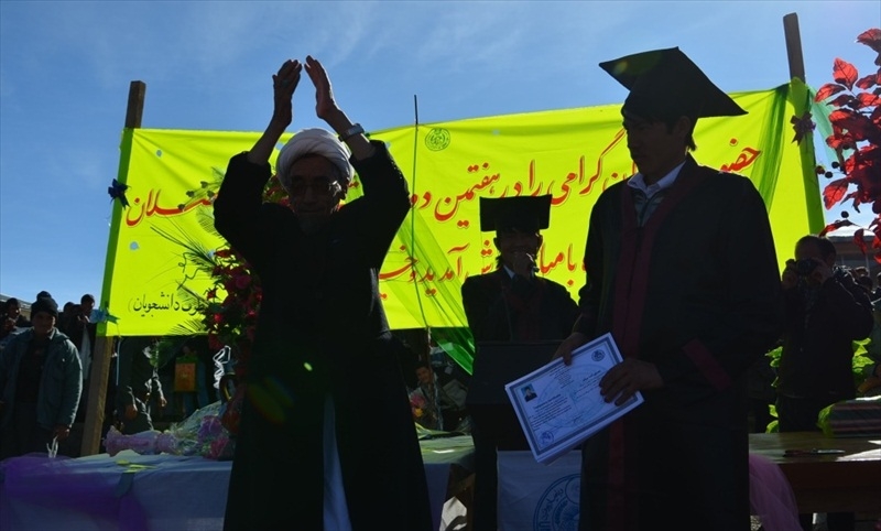 bamyan_univ_graduation_2013__008