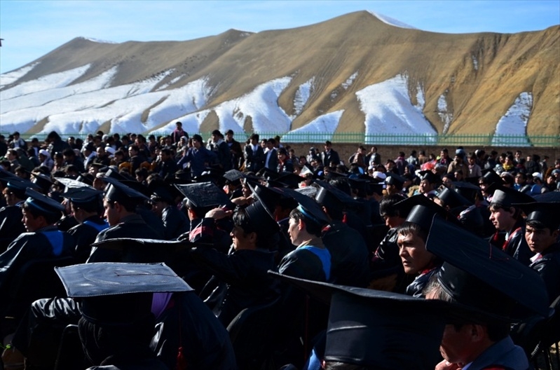 bamyan_univ_graduation_2013__011