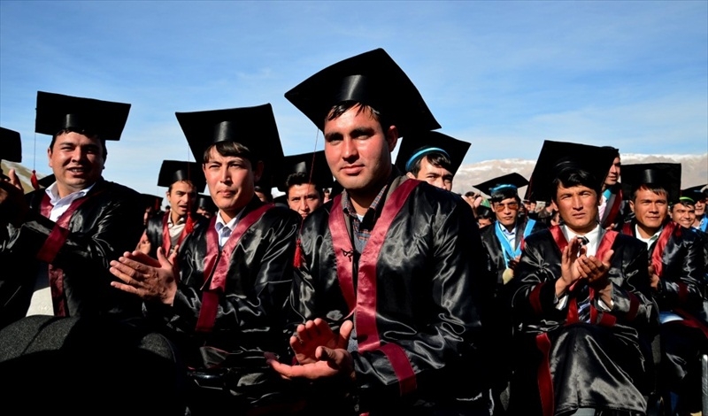 bamyan_univ_graduation_2013__015