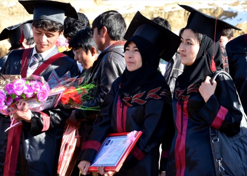 bamyan_univ_graduation_2013__028