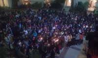 LUMS-students-candlevigil-200